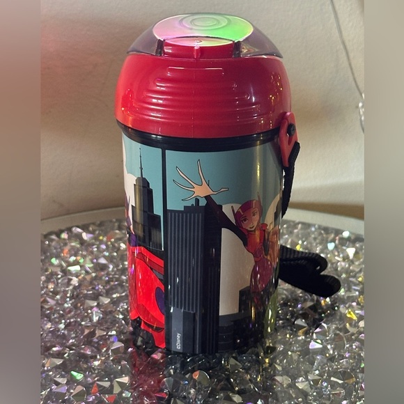 NWT - Disney Parks Pixar Sipper Cup. - Picture 3 of 6